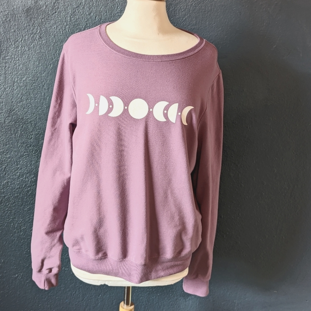 Wild fox moon half Moon sweatshirt